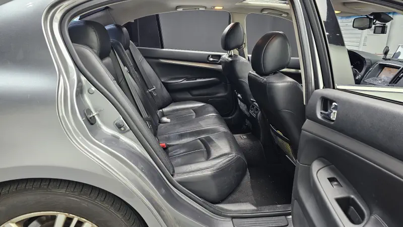 Infiniti G25