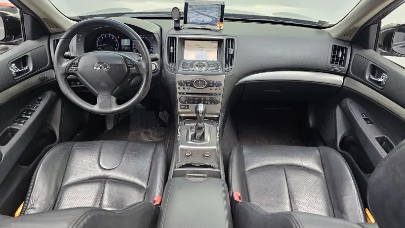 Infiniti G25