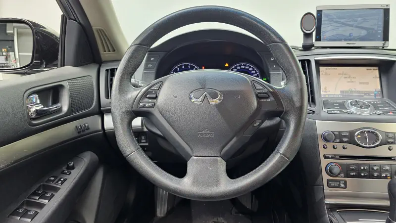 Infiniti G25