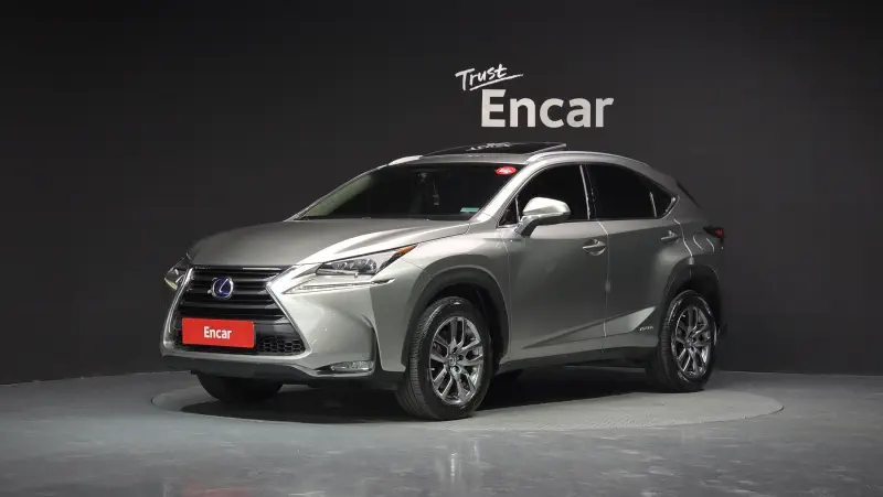 Lexus NX300h