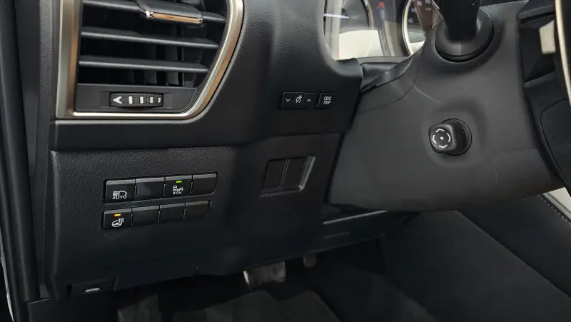 Lexus NX300h