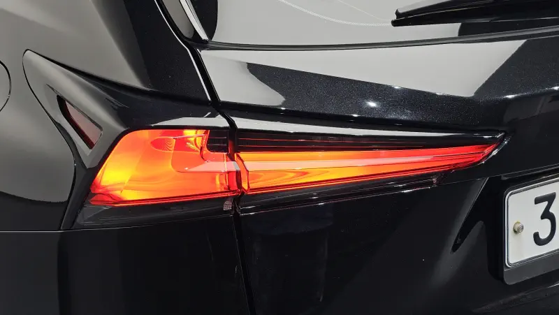 Lexus NX300h