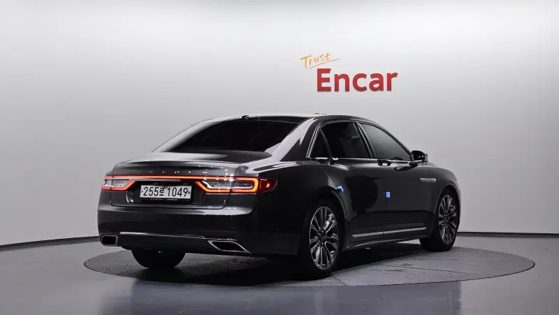 Lincoln Continental