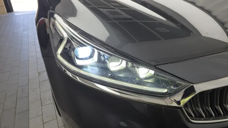 Kia K7