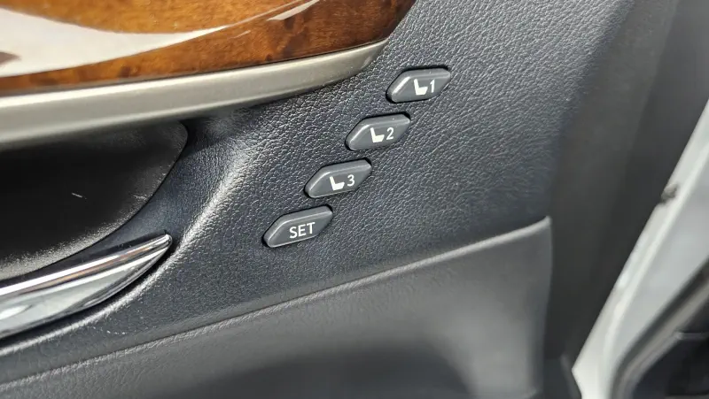 Lexus ES300h