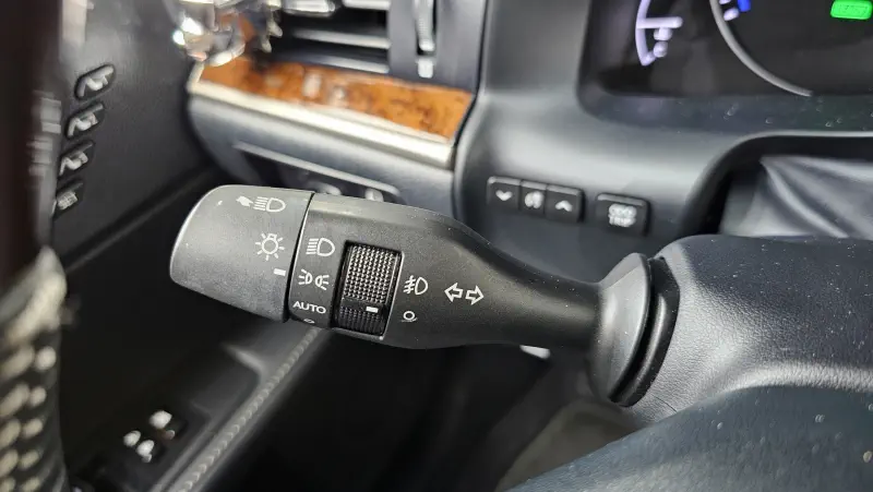 Lexus ES300h