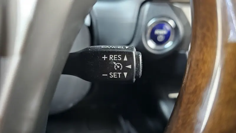 Lexus ES300h