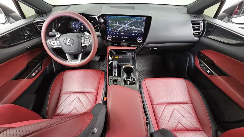 Lexus NX450h+