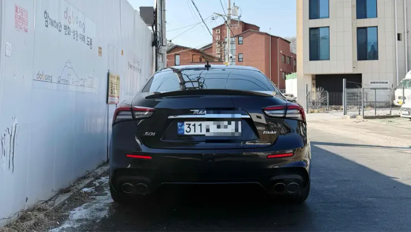 Maserati Ghibli