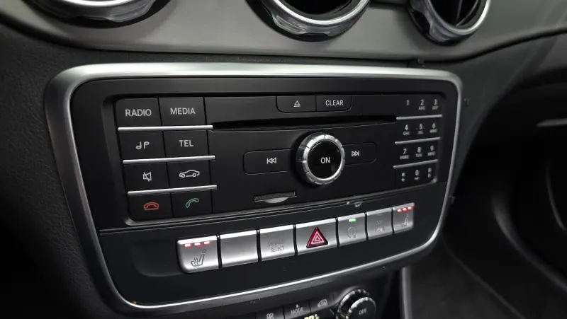 Mercedes-Benz GLA-Class