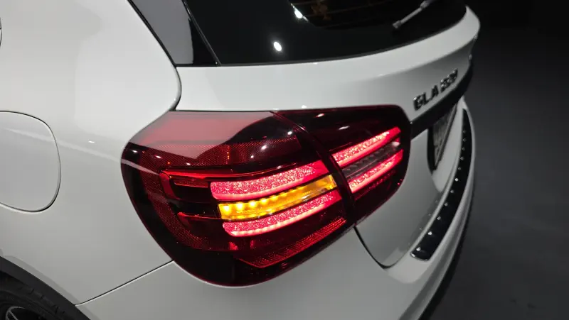Mercedes-Benz GLA-Class