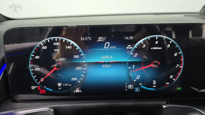 Mercedes-Benz GLB-Class