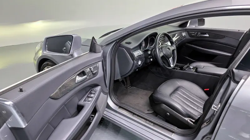 Mercedes-Benz CLS-Class