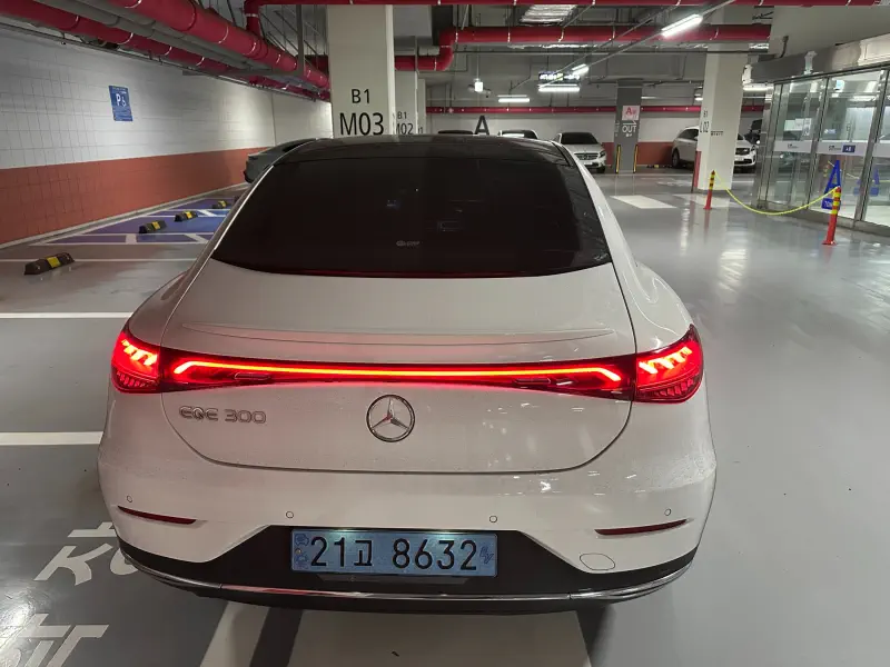 Mercedes-Benz EQE
