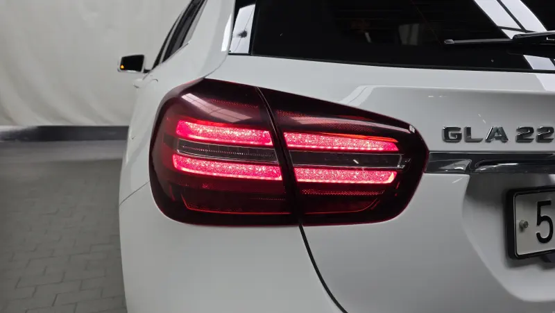 Mercedes-Benz GLA-Class