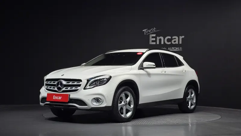 Mercedes-Benz GLA-Class