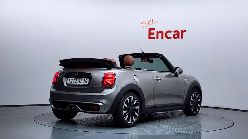 MINI Cabrio