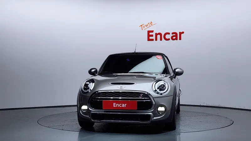 MINI Cabrio