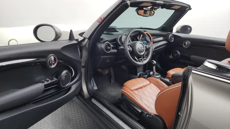 MINI Cabrio
