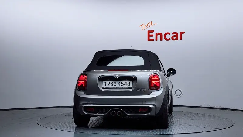 MINI Cabrio