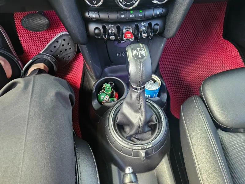 MINI Hatch
