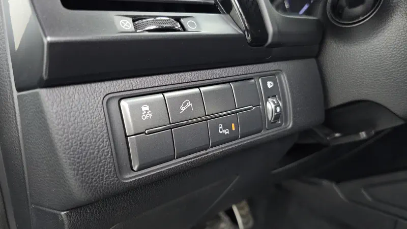 SsangYong Rexton Sports