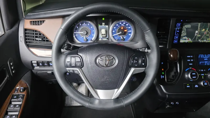 Toyota Sienna