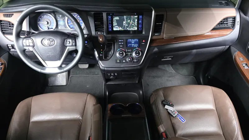 Toyota Sienna