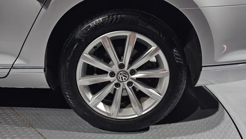 Volkswagen Passat GT