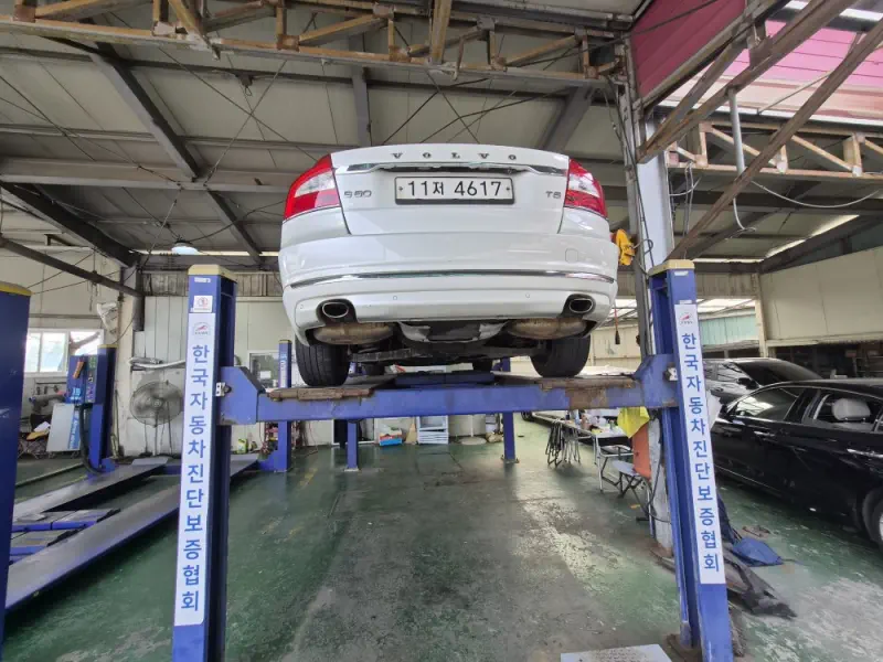 Volvo S80