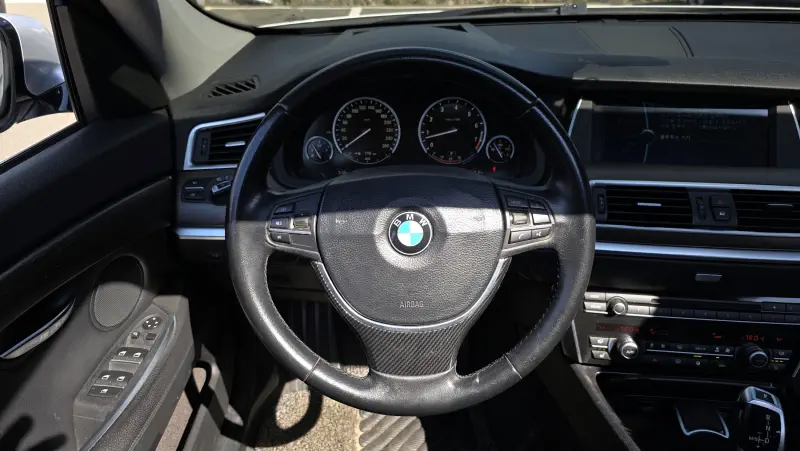BMW 5-Series Gran Turismo