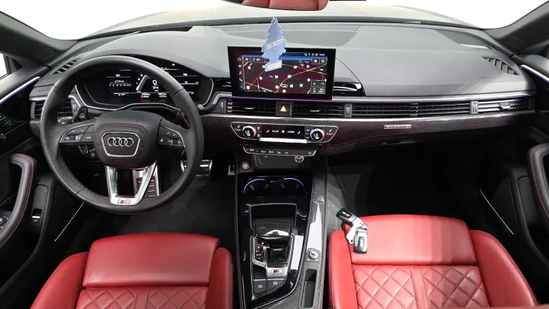Audi S5