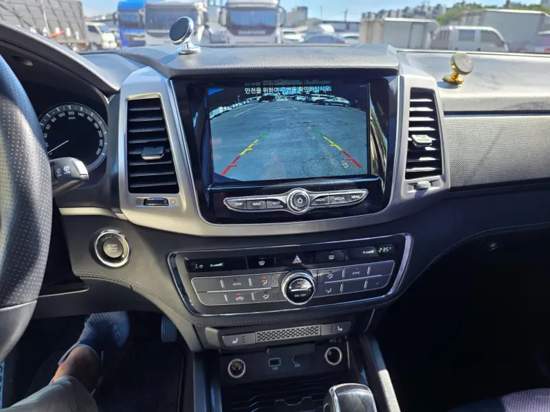 SsangYong Rexton Sports