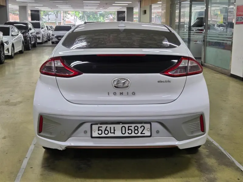 Hyundai Ioniq