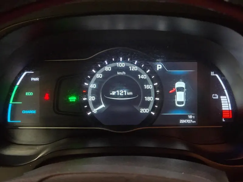 Hyundai Ioniq