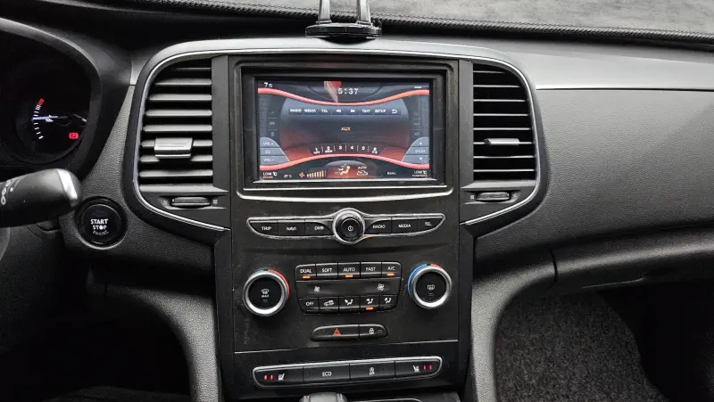 Renault Samsung SM6