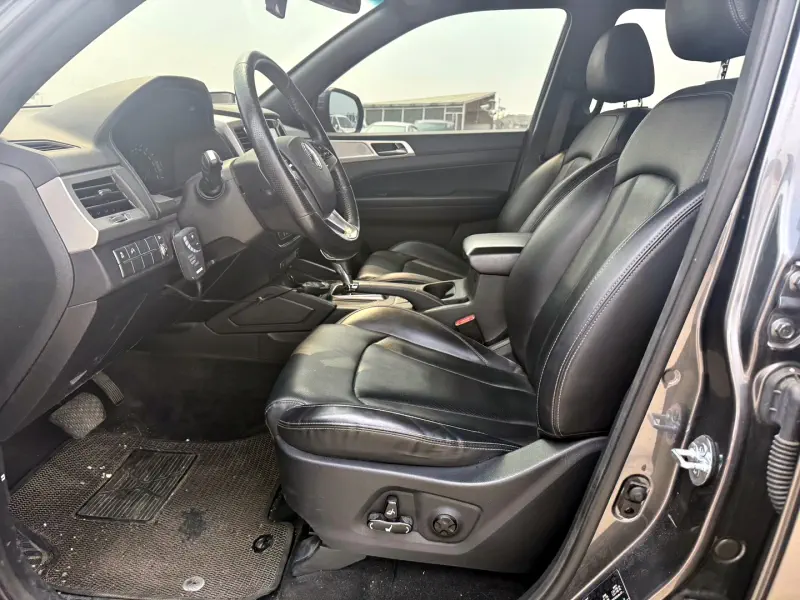 SsangYong Rexton Sports Khan