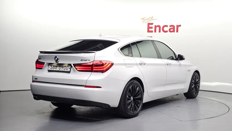BMW 5-Series Gran Turismo