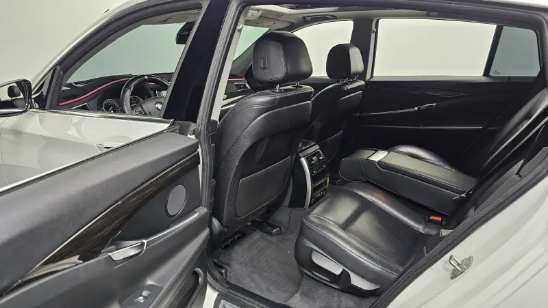 BMW 5-Series Gran Turismo