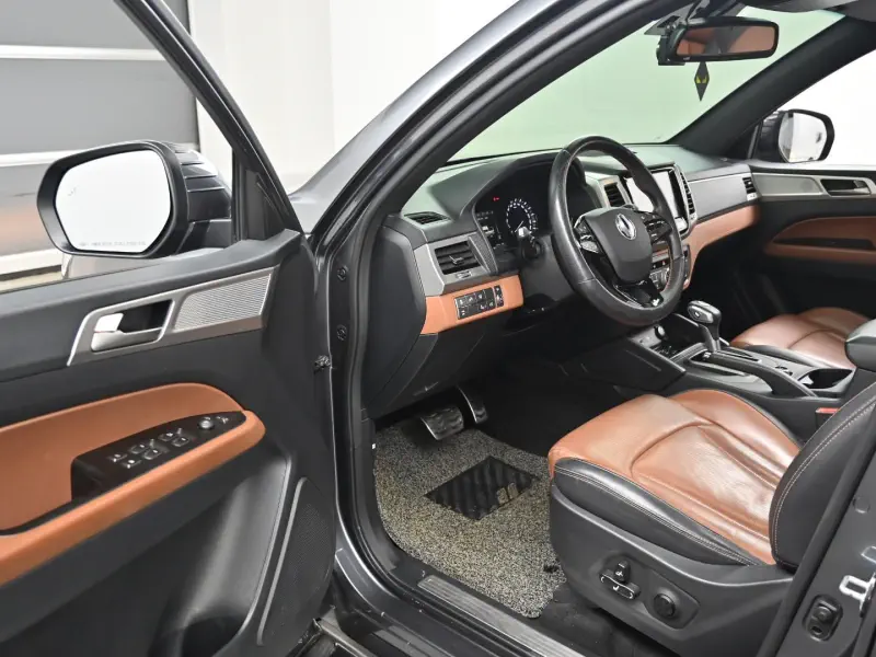 SsangYong Rexton Sports Khan