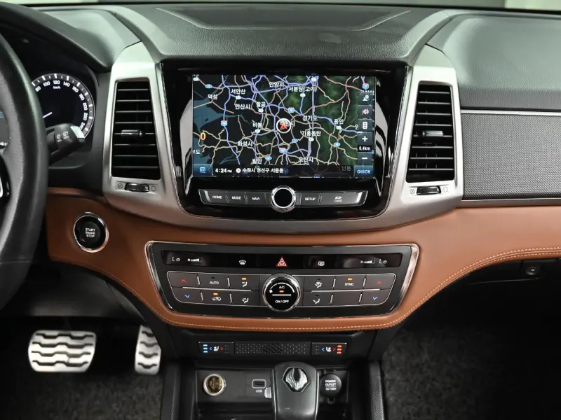 SsangYong Rexton Sports Khan