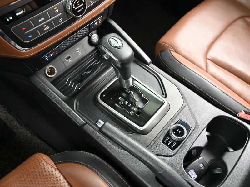 SsangYong Rexton Sports Khan