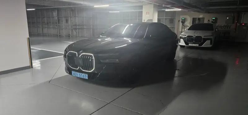BMW i7