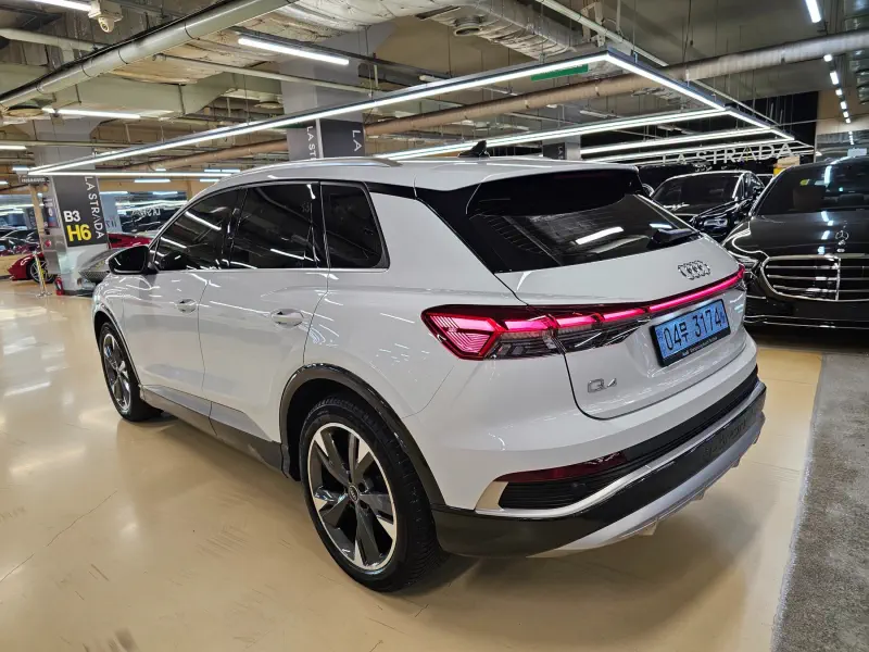 Audi Q4 e-tron