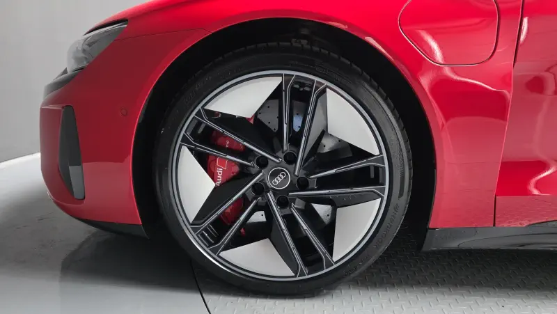Audi RS e-tron GT
