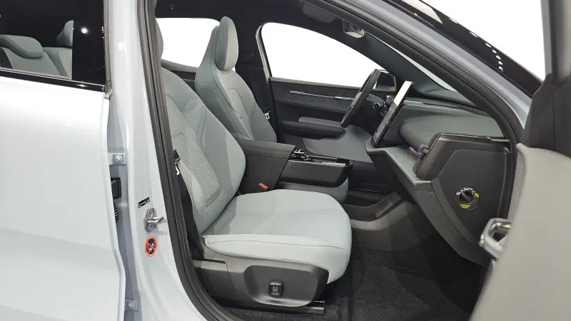 Volvo EX30