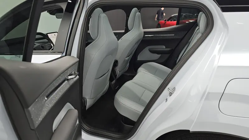 Volvo EX30