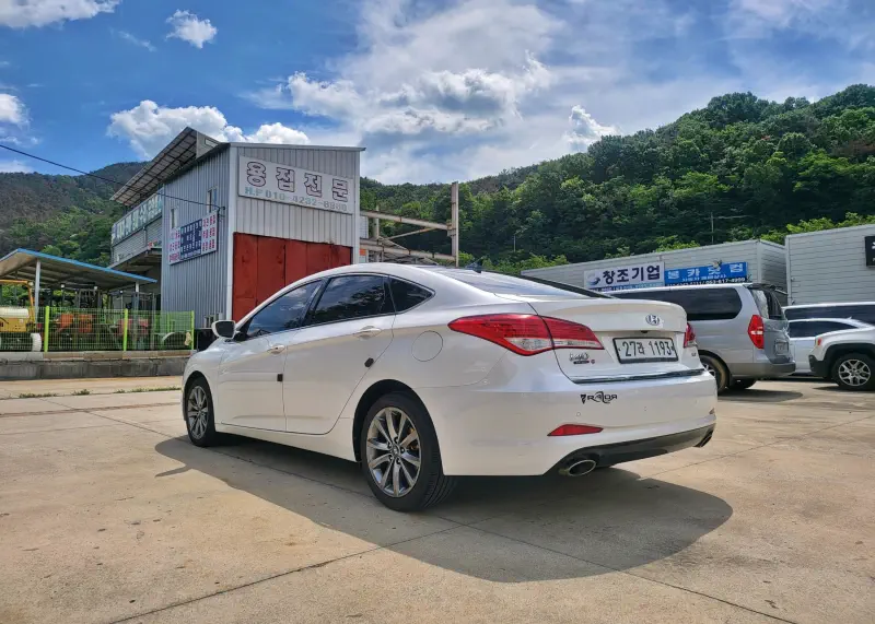 Hyundai I40