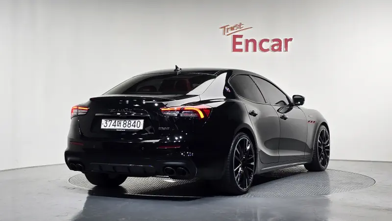 Maserati Ghibli