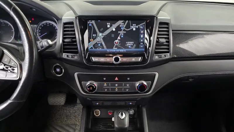 SsangYong Rexton Sports Khan